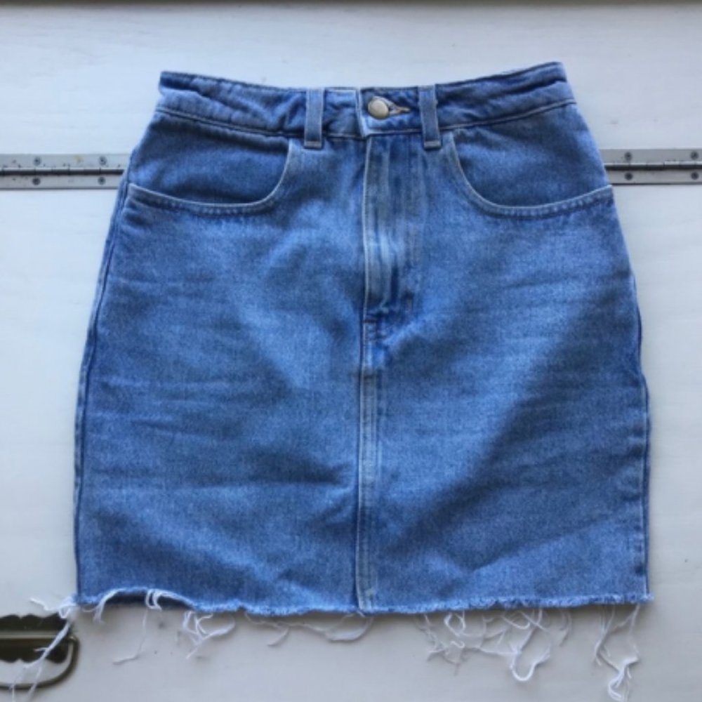American Apparel High Waisted Denim Skirt Sz XS - Picture 8 of 8